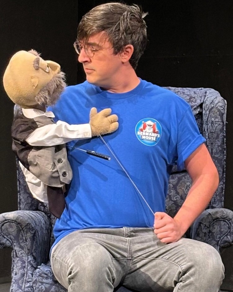 A scene from FELT